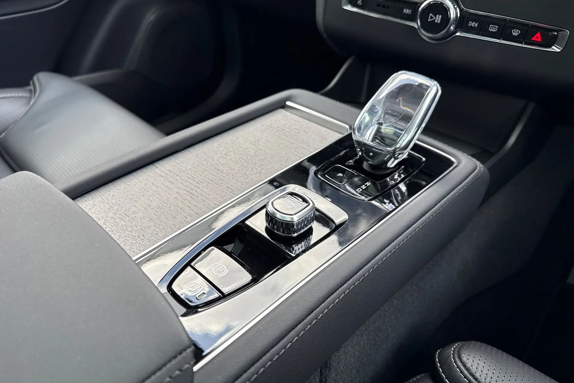 Volvo XC90 thumbnail image number 47