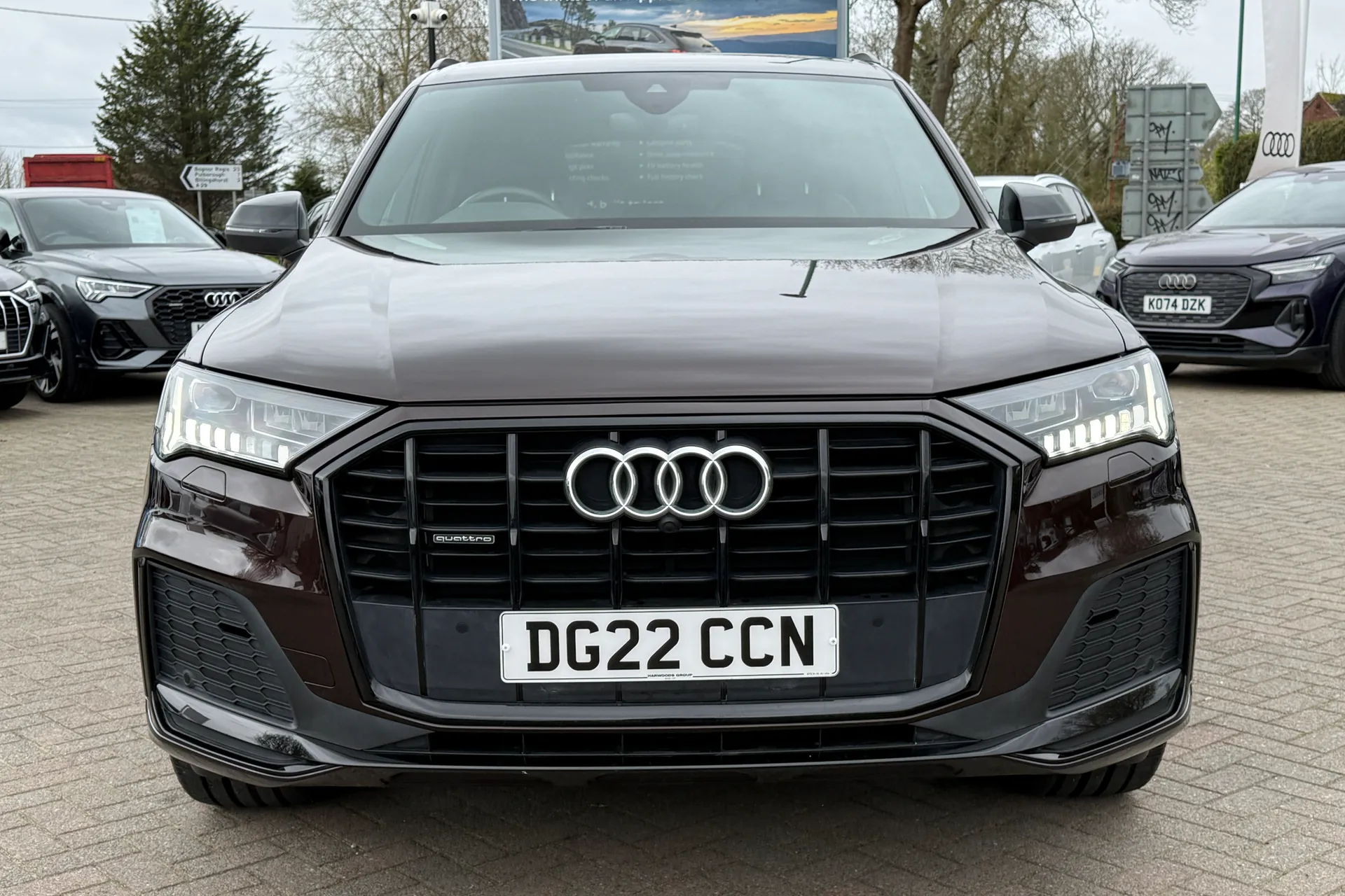 Audi Q7 thumbnail image number 25