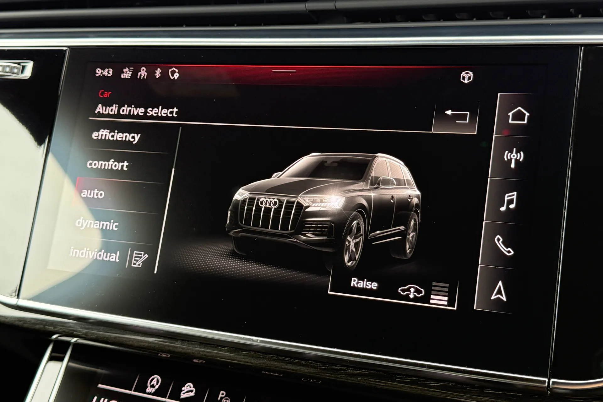 Audi Q7 thumbnail image number 8