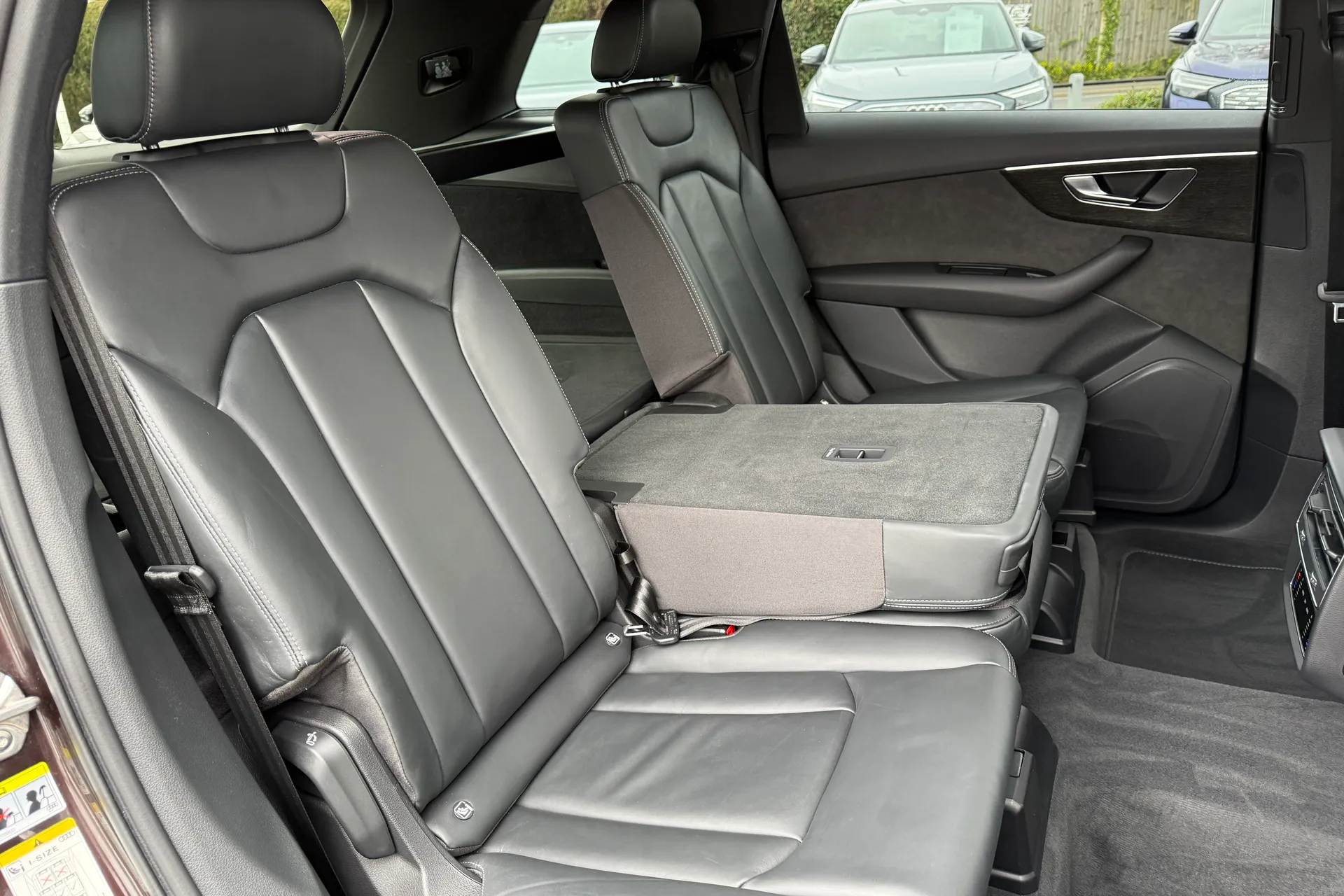 Audi Q7 thumbnail image number 48