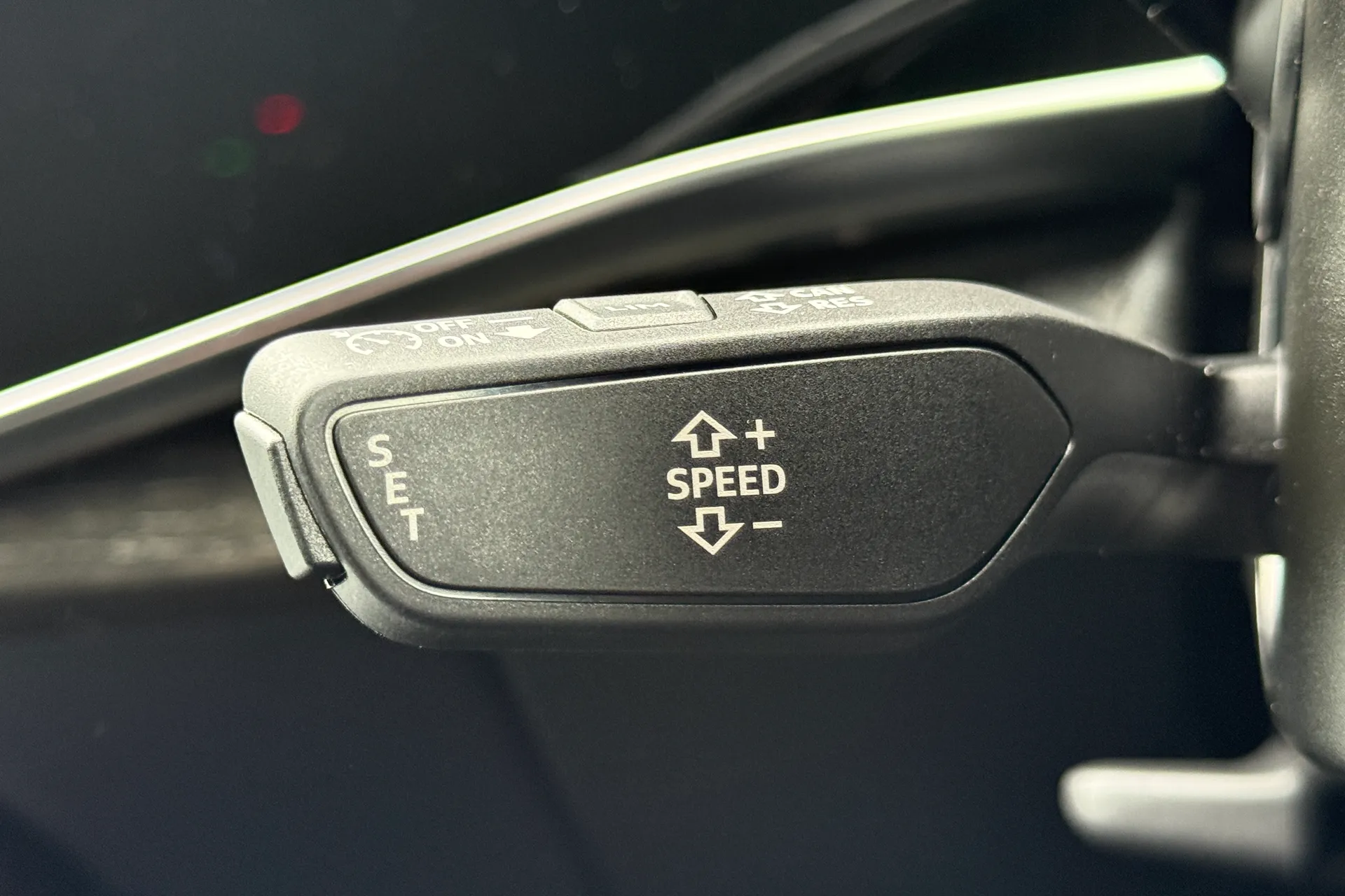 Audi Q7 thumbnail image number 17