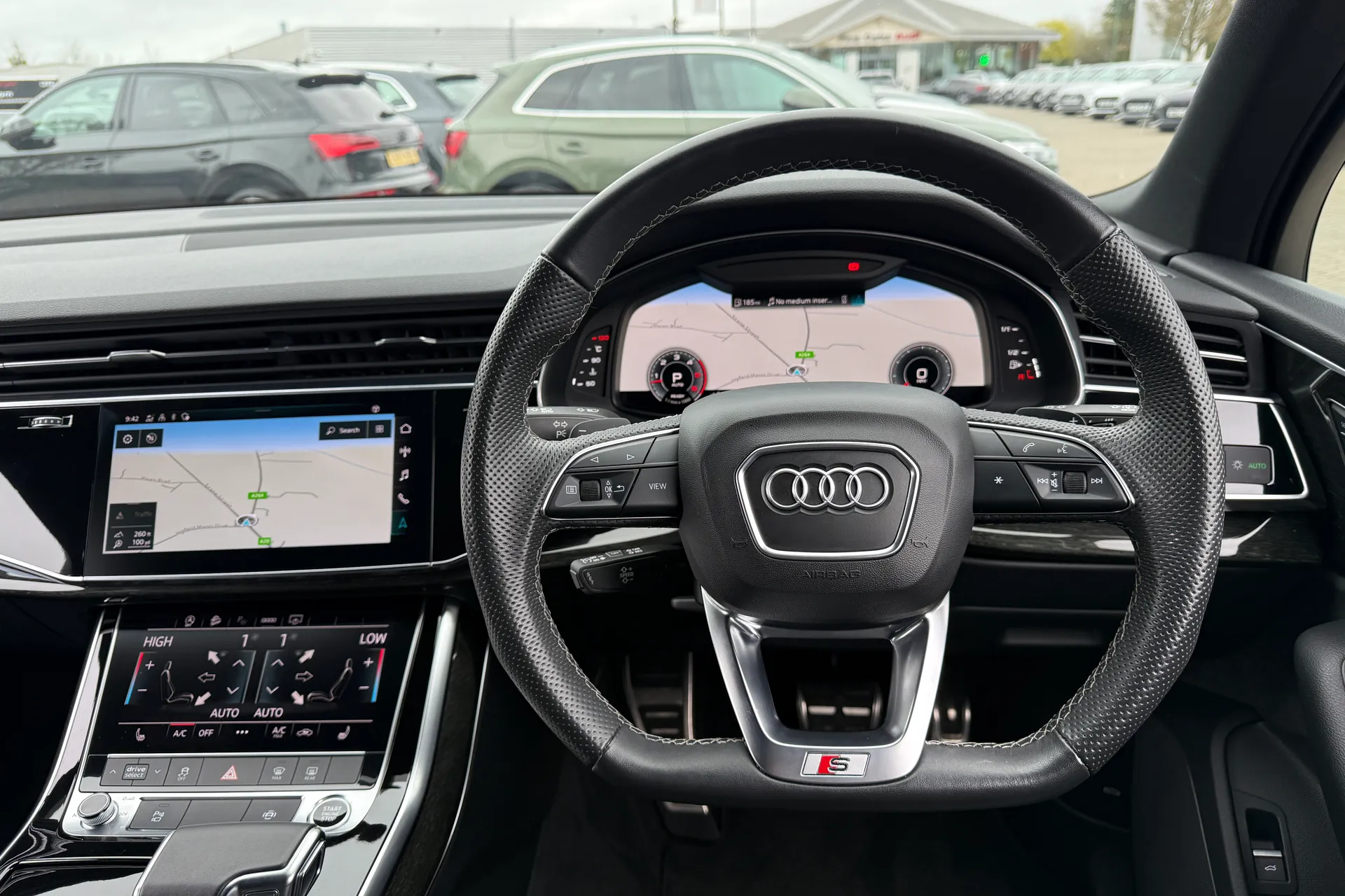 Audi Q7 thumbnail image number 6