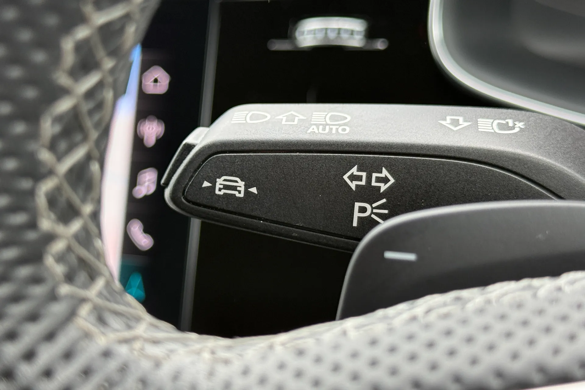 Audi Q7 thumbnail image number 18