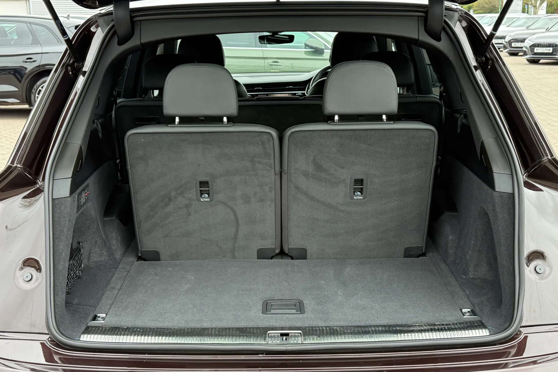 Audi Q7 thumbnail image number 36