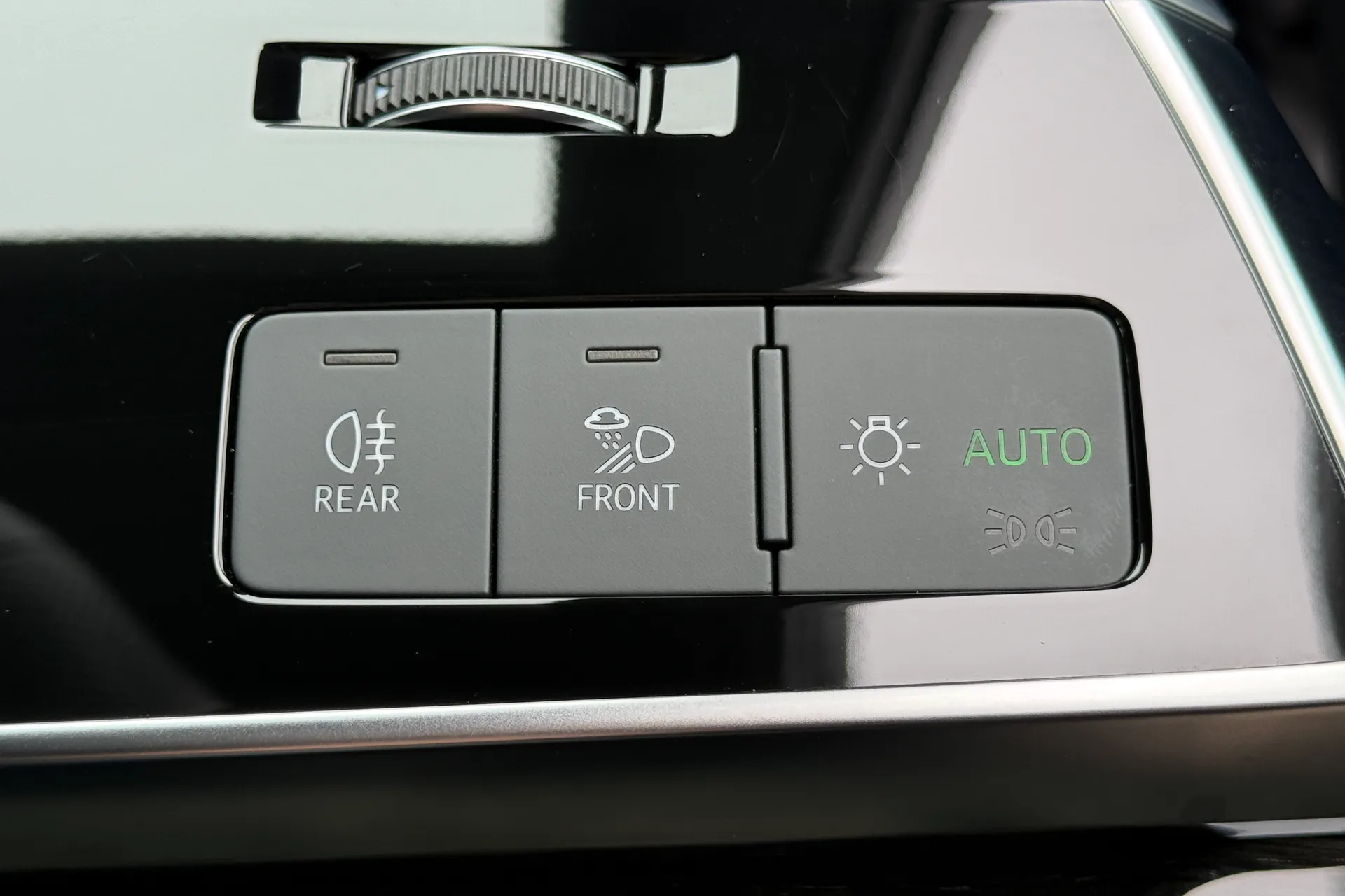 Audi Q7 thumbnail image number 23