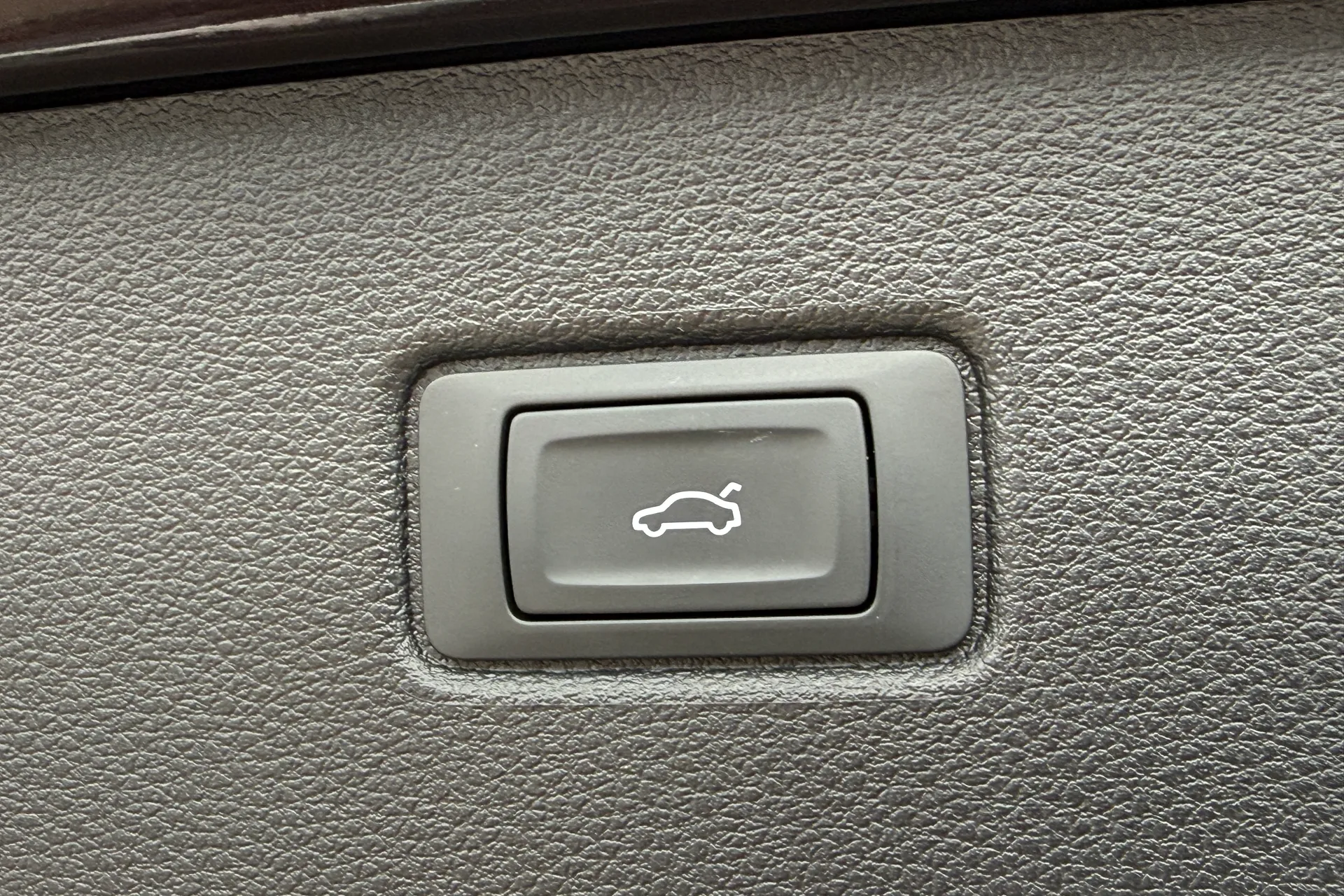 Audi Q7 thumbnail image number 38