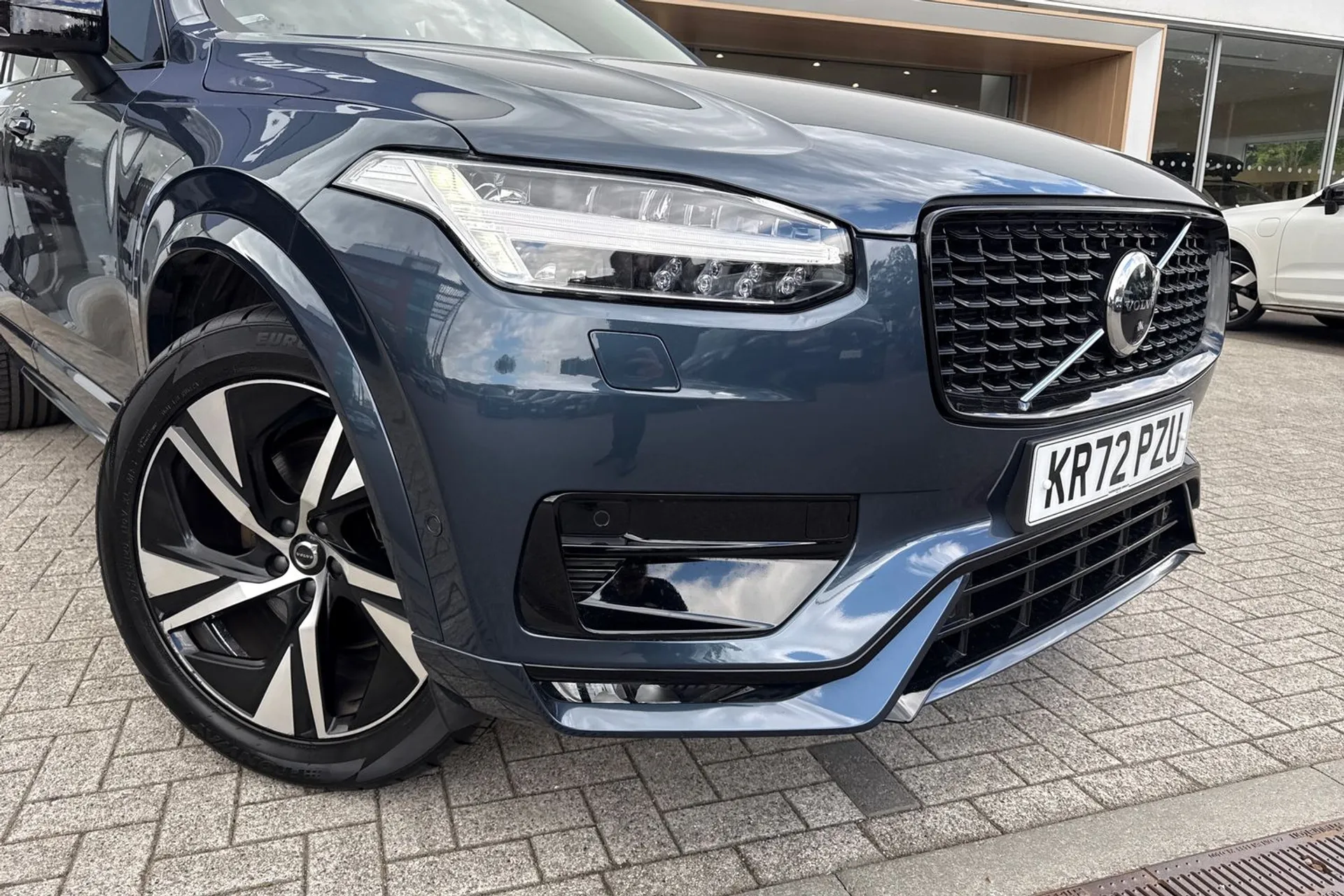 Volvo XC90 thumbnail image number 9