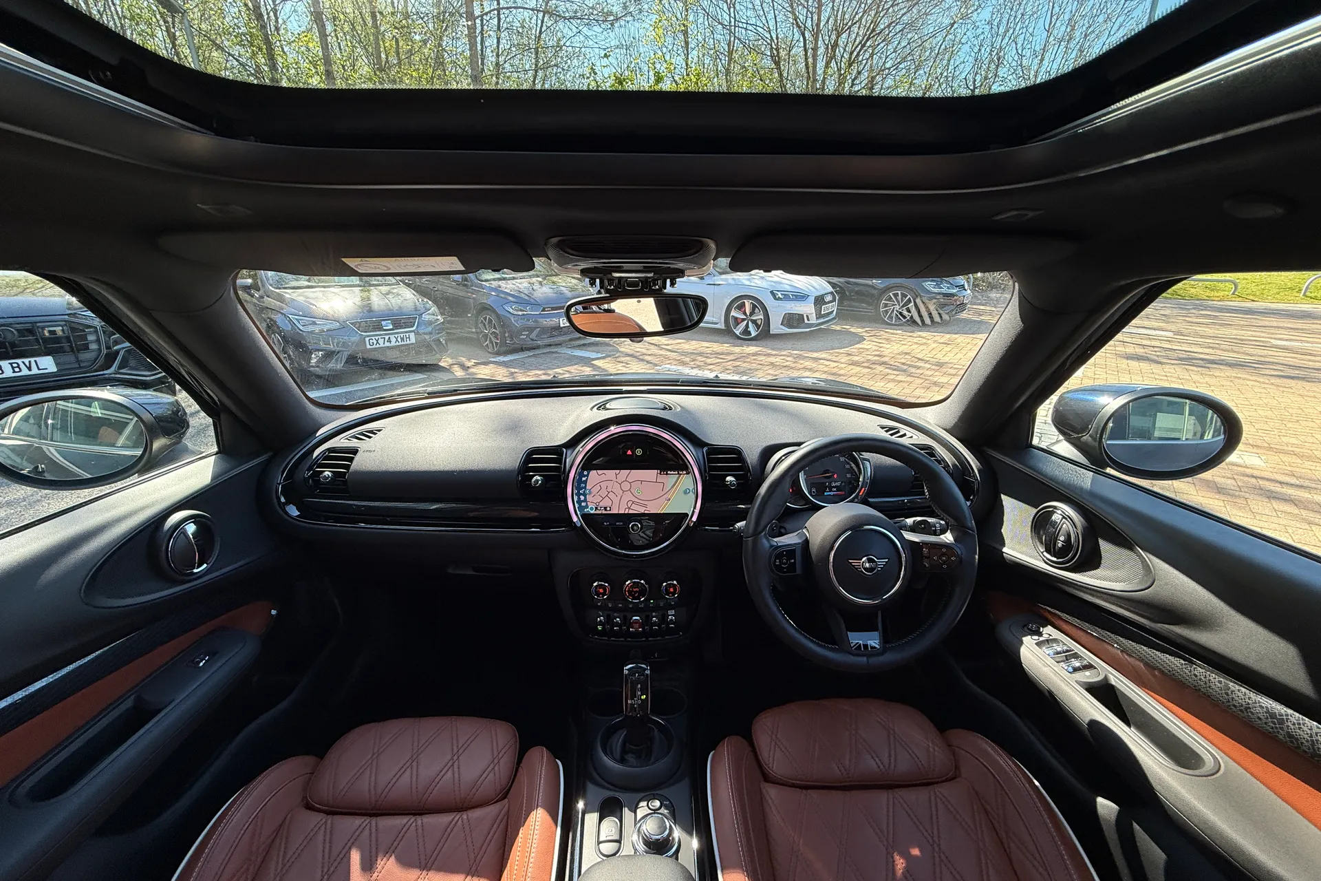 MINI CLUBMAN thumbnail image number 5