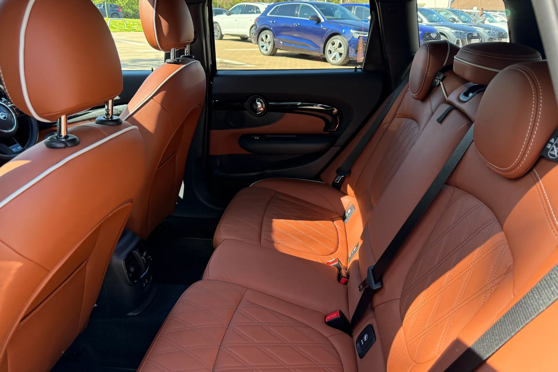 MINI CLUBMAN thumbnail image number 45