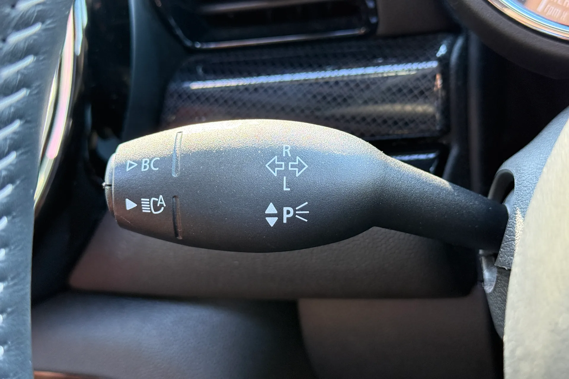 MINI CLUBMAN thumbnail image number 14