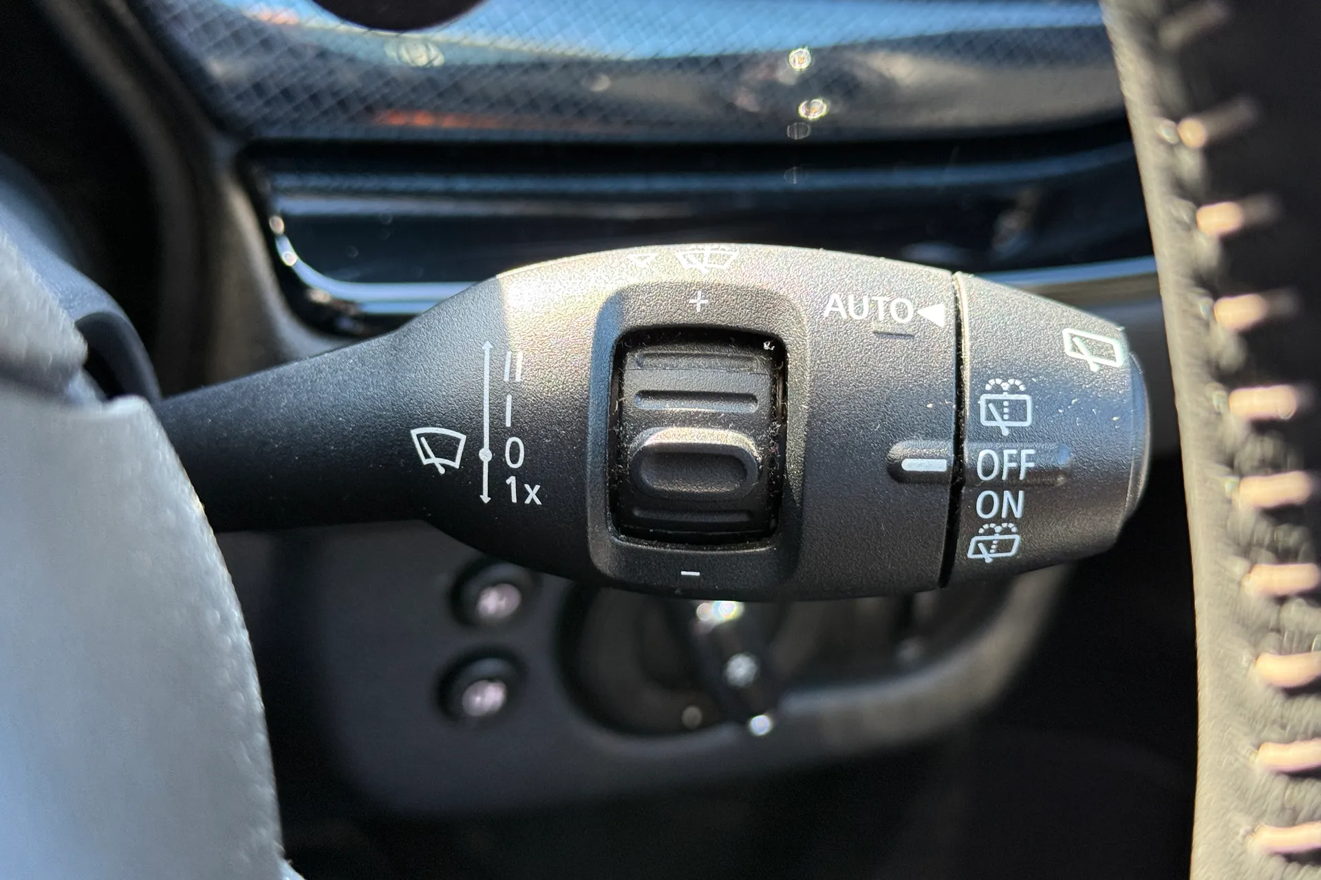 MINI CLUBMAN thumbnail image number 15