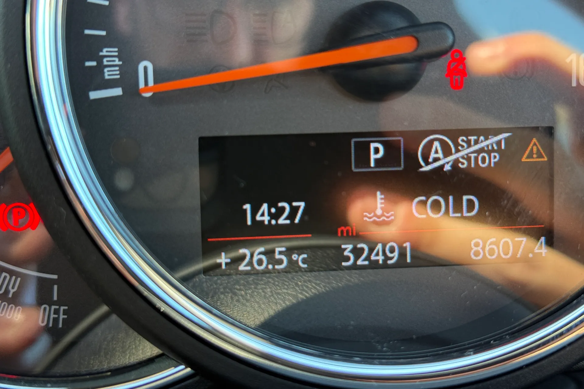 MINI CLUBMAN thumbnail image number 21