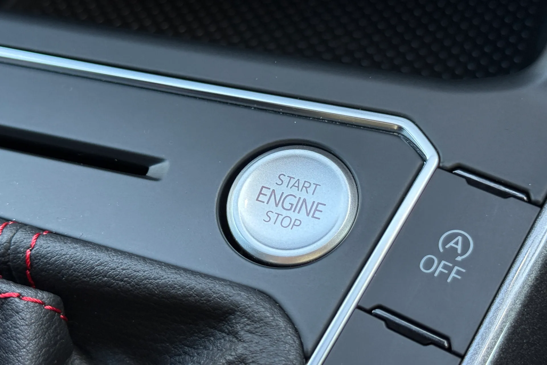 VOLKSWAGEN POLO thumbnail image number 15