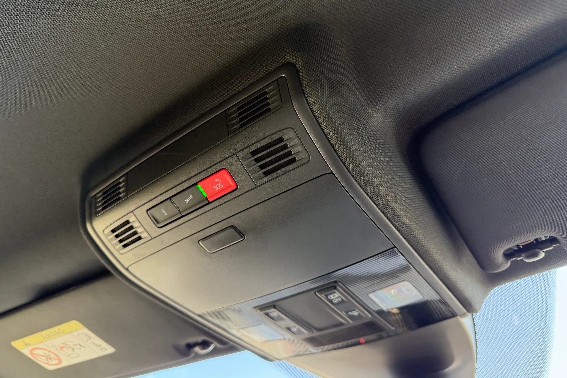 VOLKSWAGEN POLO thumbnail image number 18