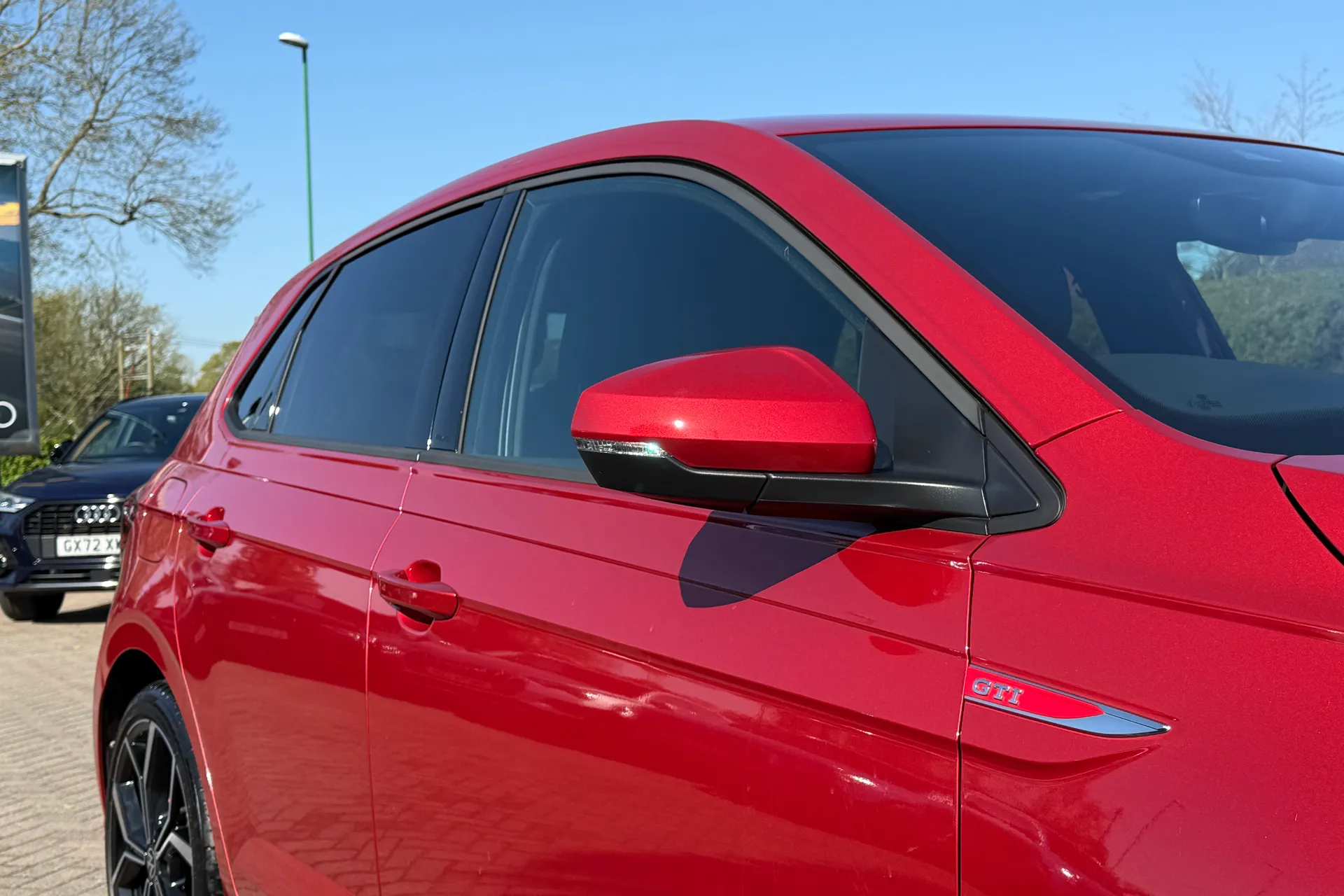VOLKSWAGEN POLO thumbnail image number 46