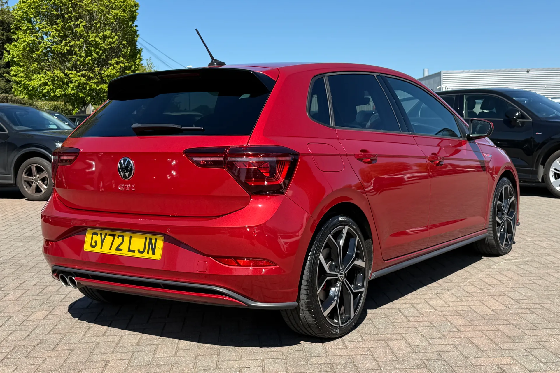 VOLKSWAGEN POLO thumbnail image number 30
