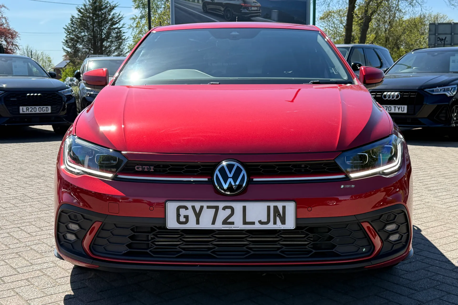 VOLKSWAGEN POLO thumbnail image number 23