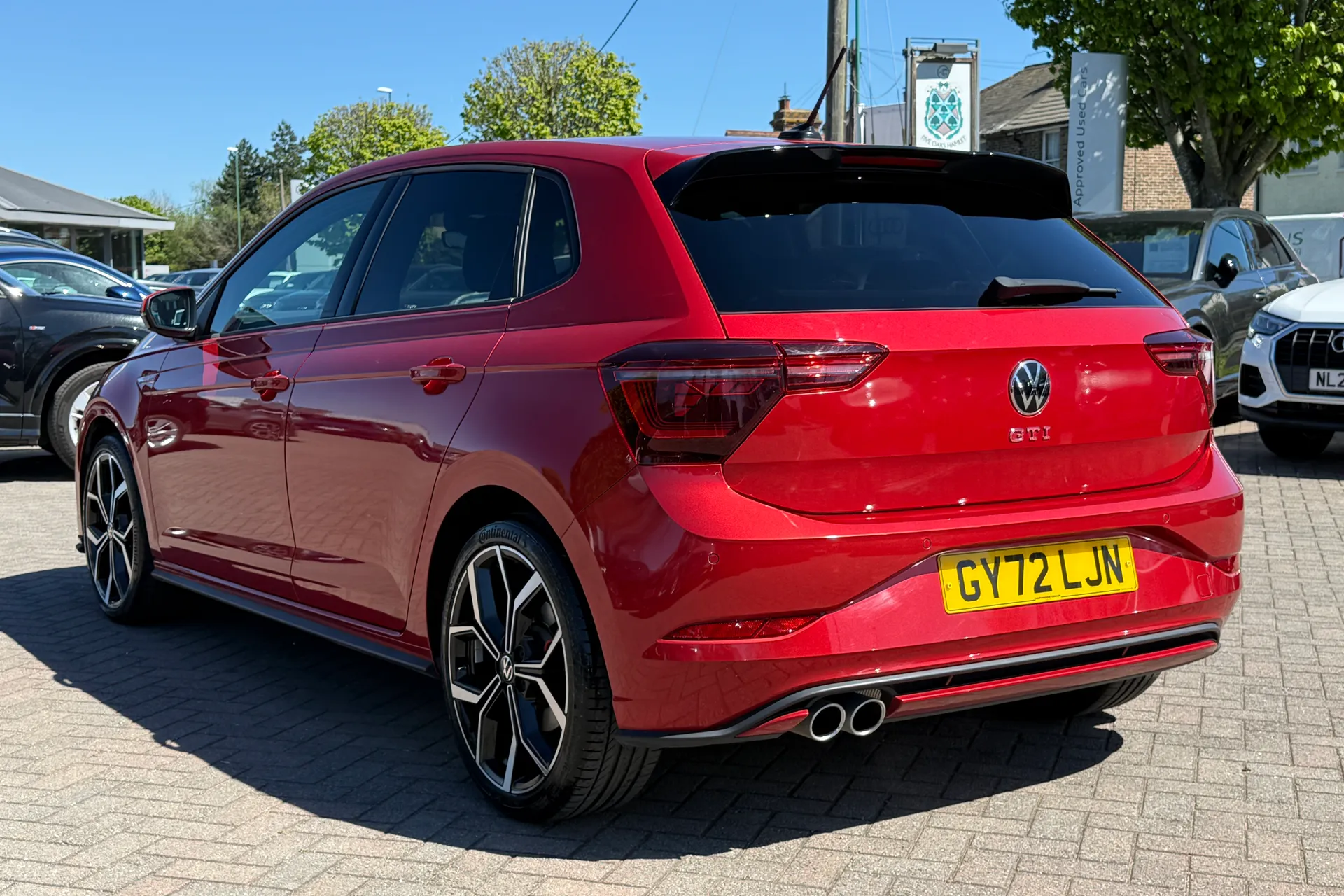 VOLKSWAGEN POLO thumbnail image number 32
