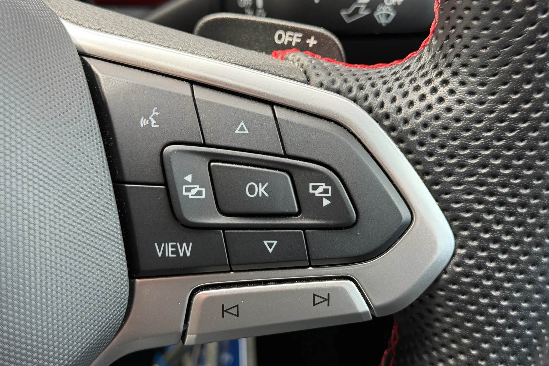 VOLKSWAGEN POLO thumbnail image number 14