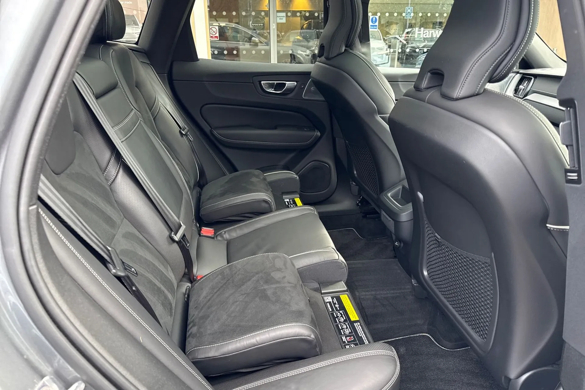 Volvo XC60 thumbnail image number 26