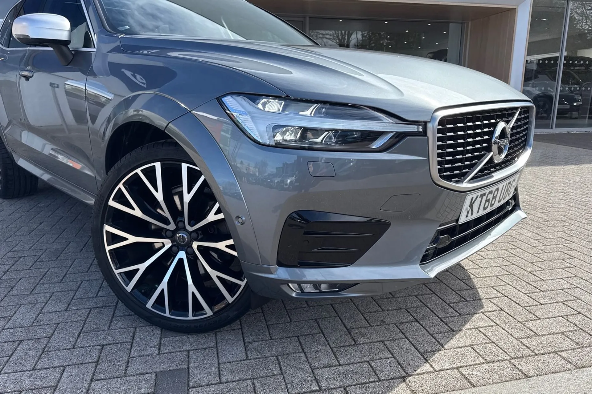 Volvo XC60 thumbnail image number 7