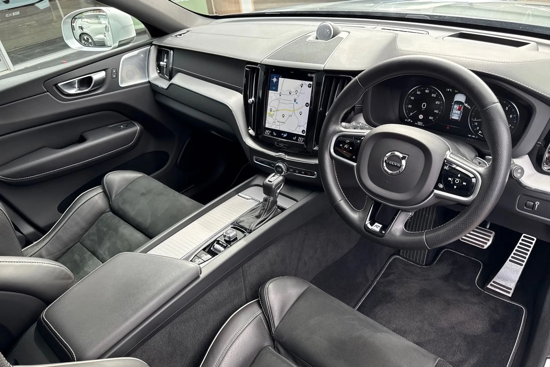 Volvo XC60 thumbnail image number 6