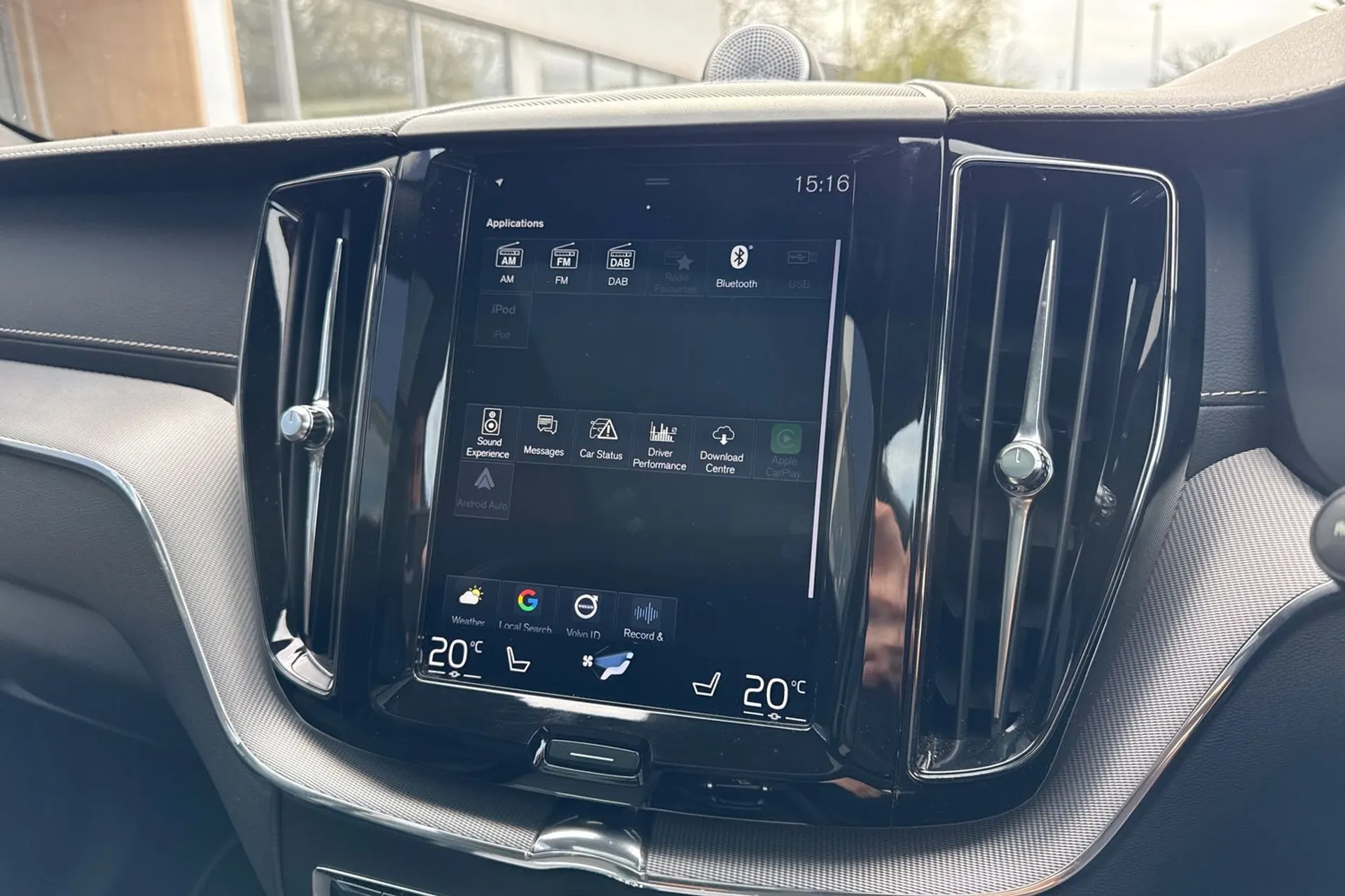 Volvo XC60 thumbnail image number 43