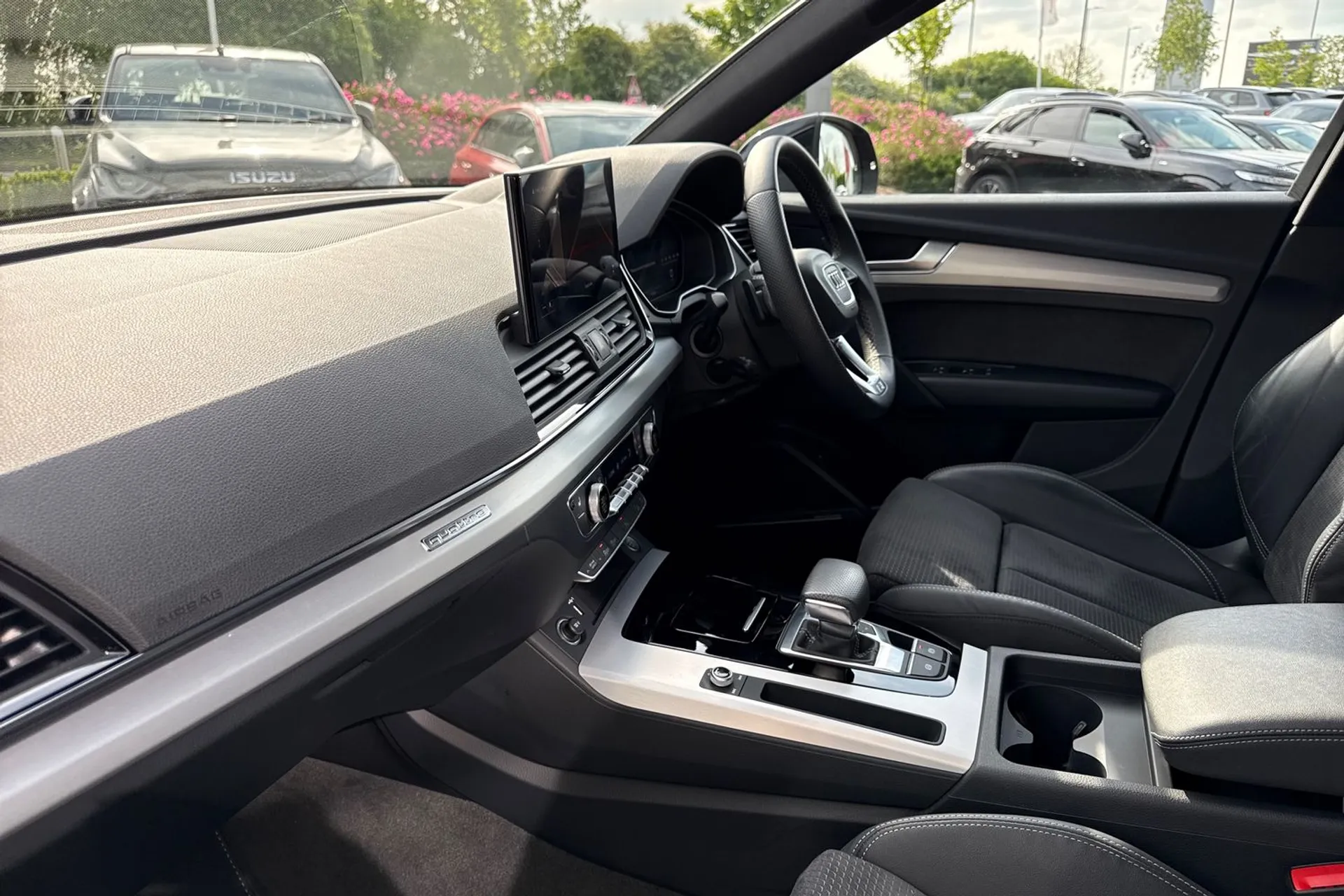 Audi Q5 thumbnail image number 27
