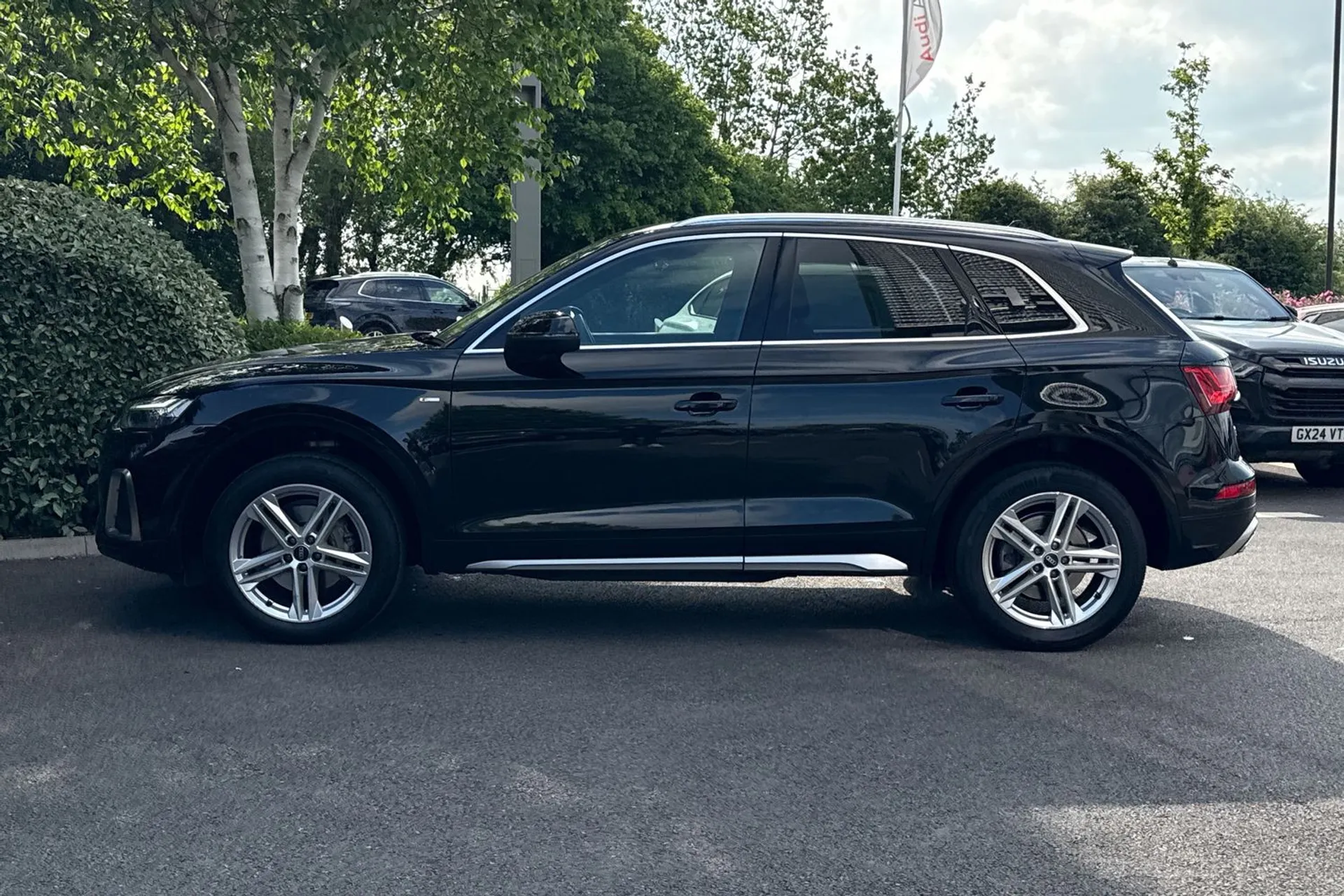 Audi Q5 thumbnail image number 23