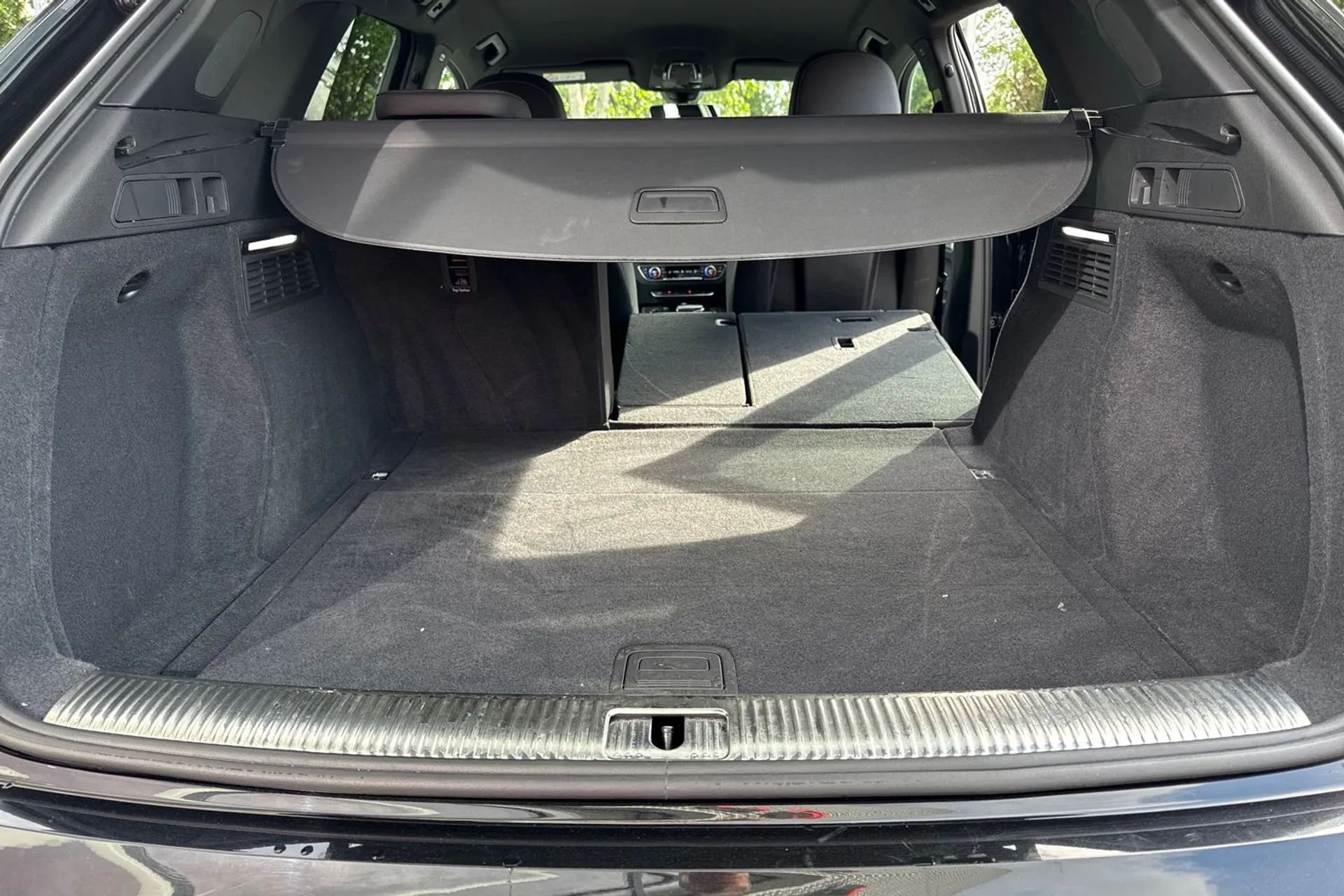 Audi Q5 thumbnail image number 39