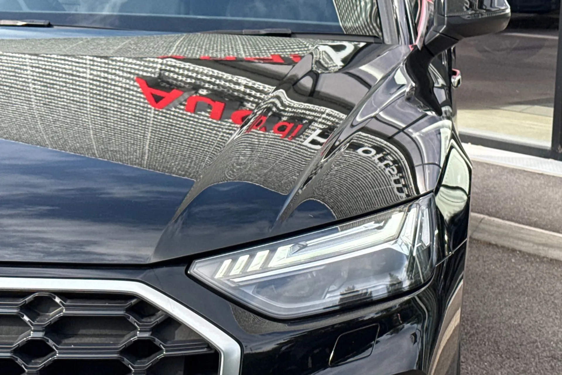 Audi Q5 thumbnail image number 15