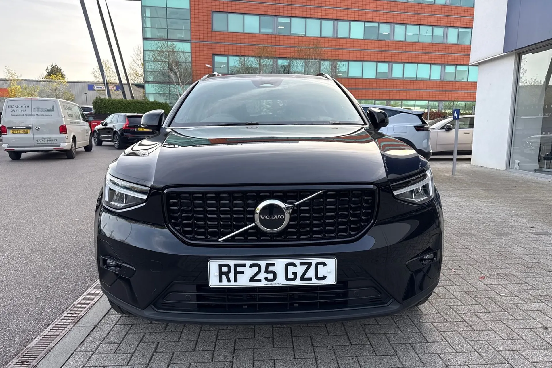 Volvo XC40 thumbnail image number 13