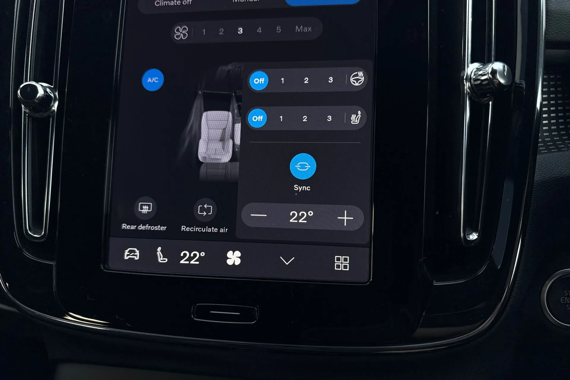 Volvo XC40 thumbnail image number 43