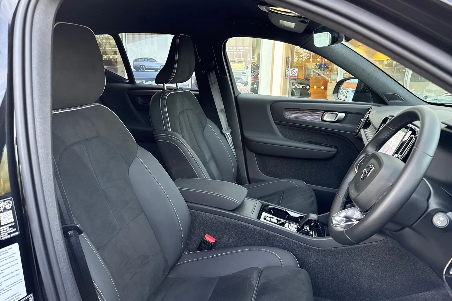 Volvo XC40 thumbnail image number 26