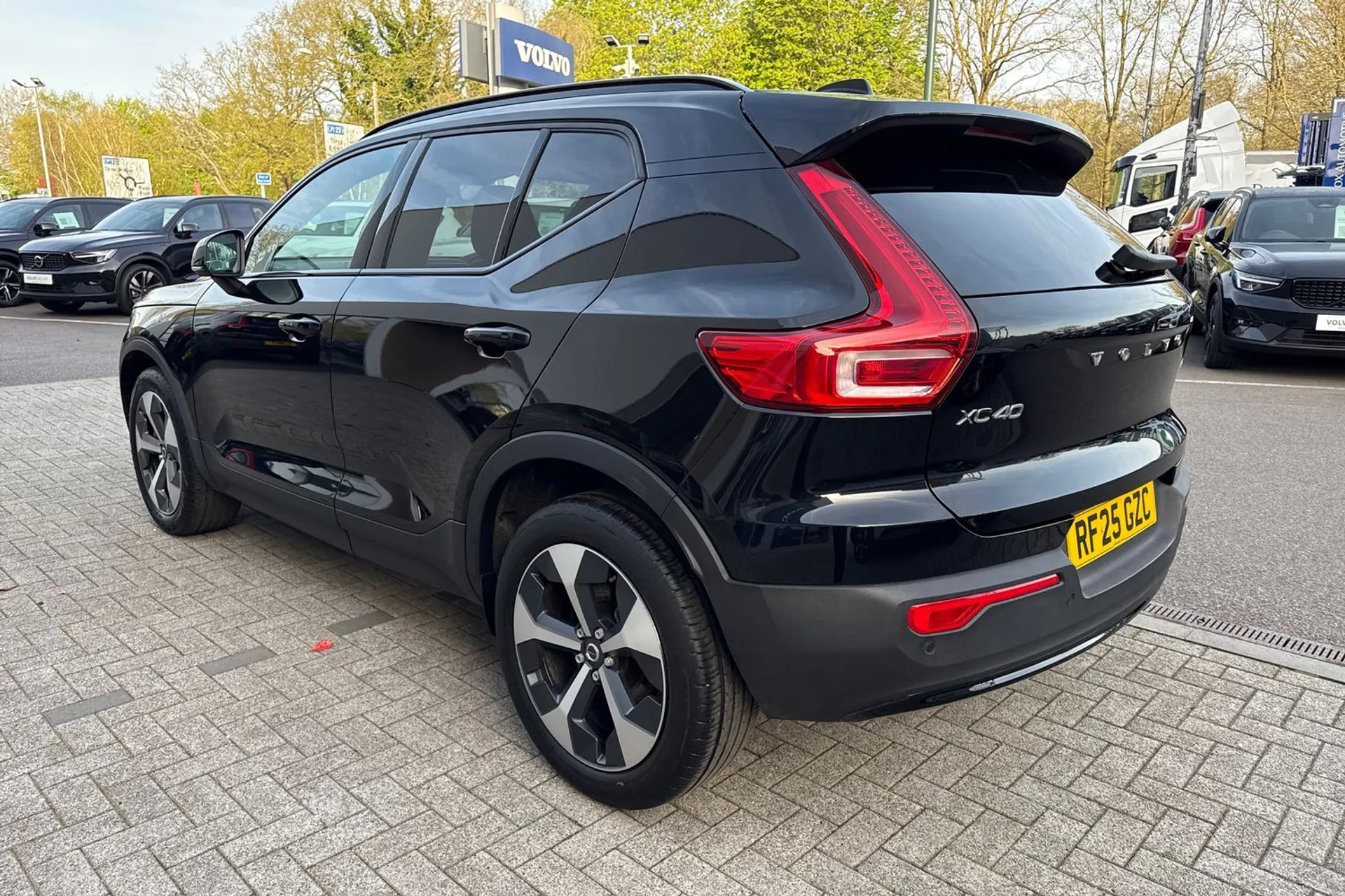 Volvo XC40 thumbnail image number 10