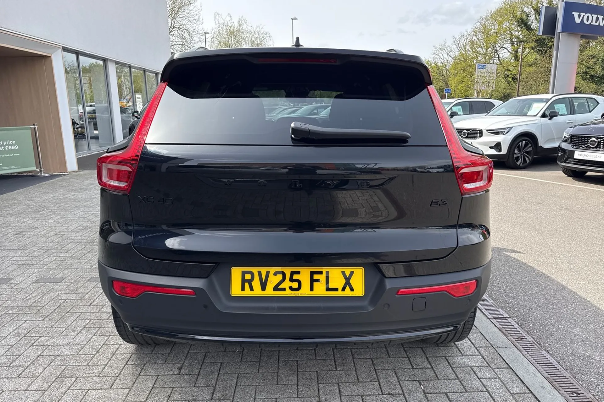 Volvo XC40 thumbnail image number 9