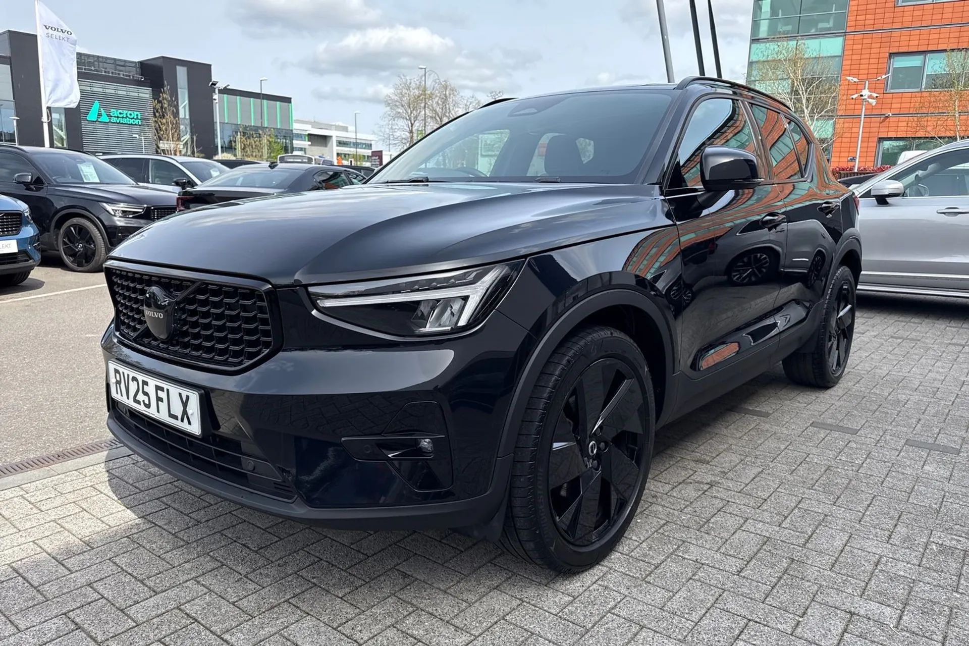 Volvo XC40 thumbnail image number 12