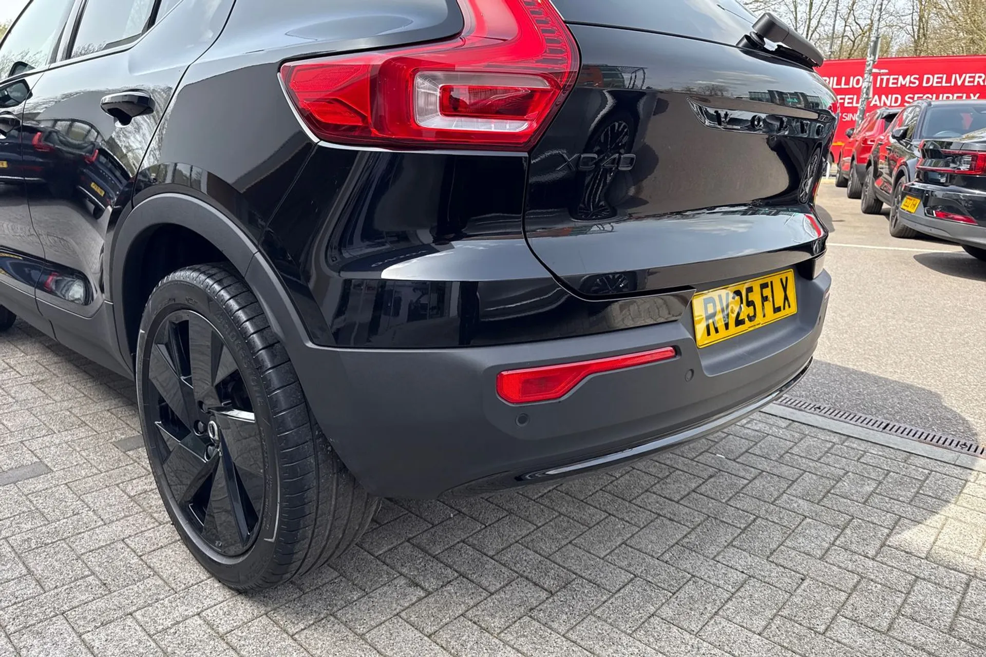 Volvo XC40 thumbnail image number 18