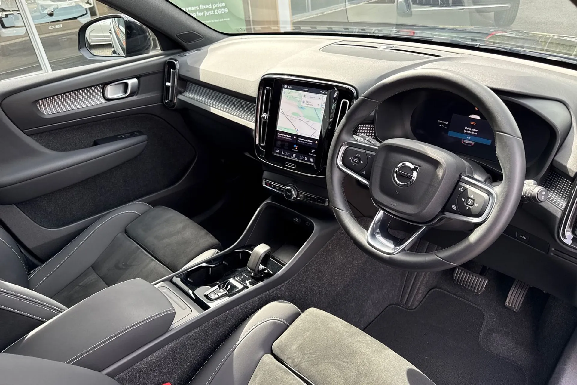 Volvo XC40 thumbnail image number 6