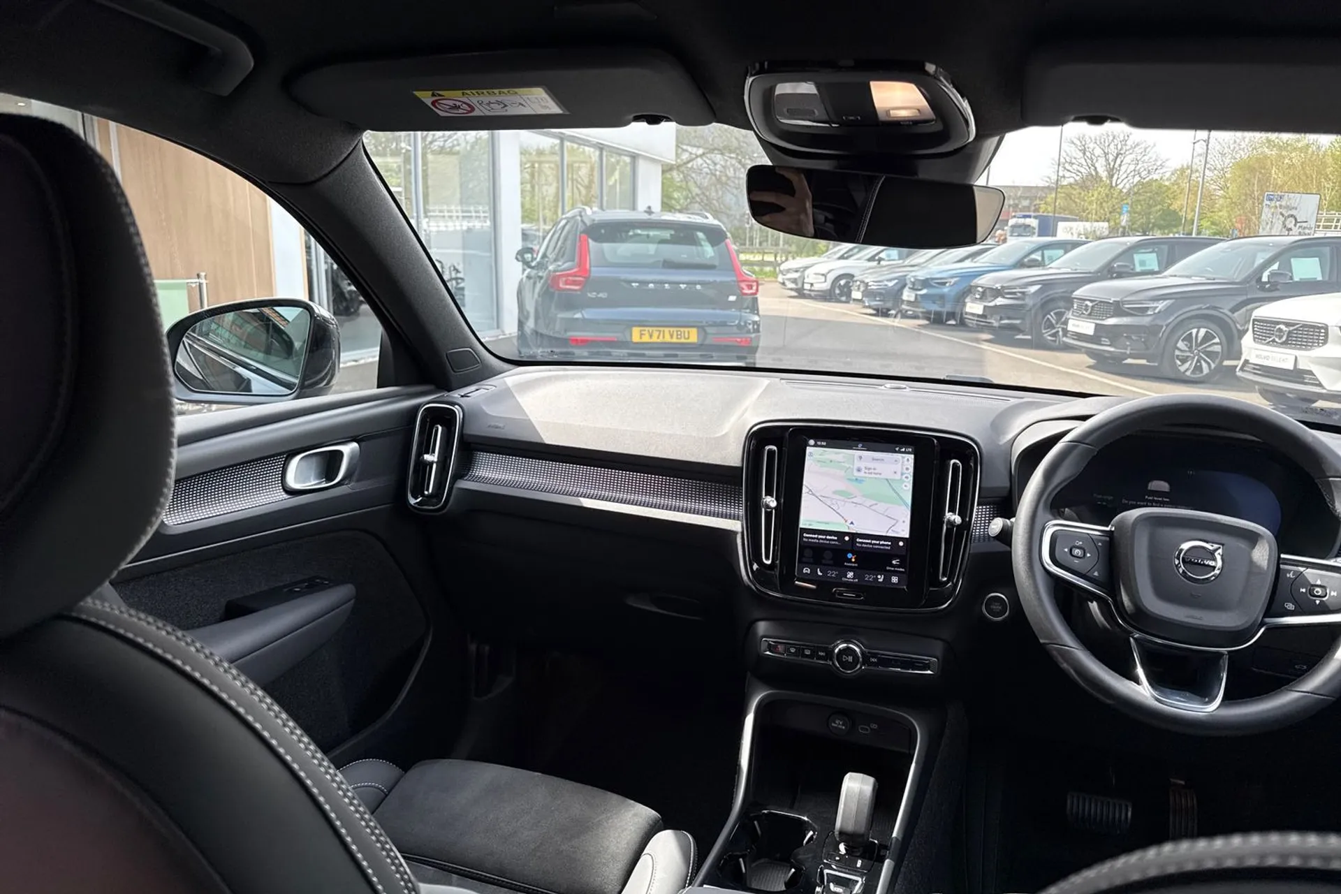 Volvo XC40 thumbnail image number 32