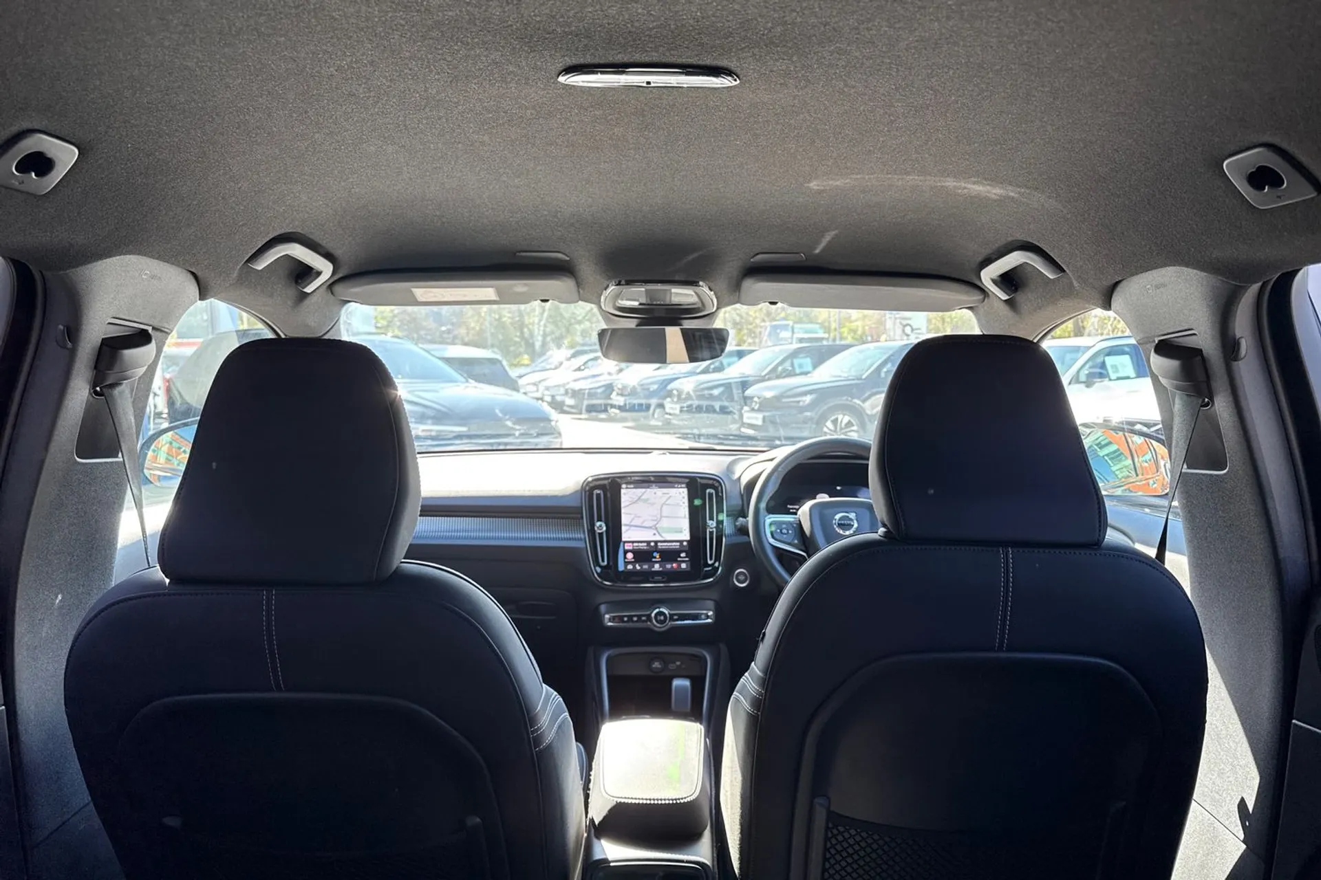 Volvo XC40 thumbnail image number 22