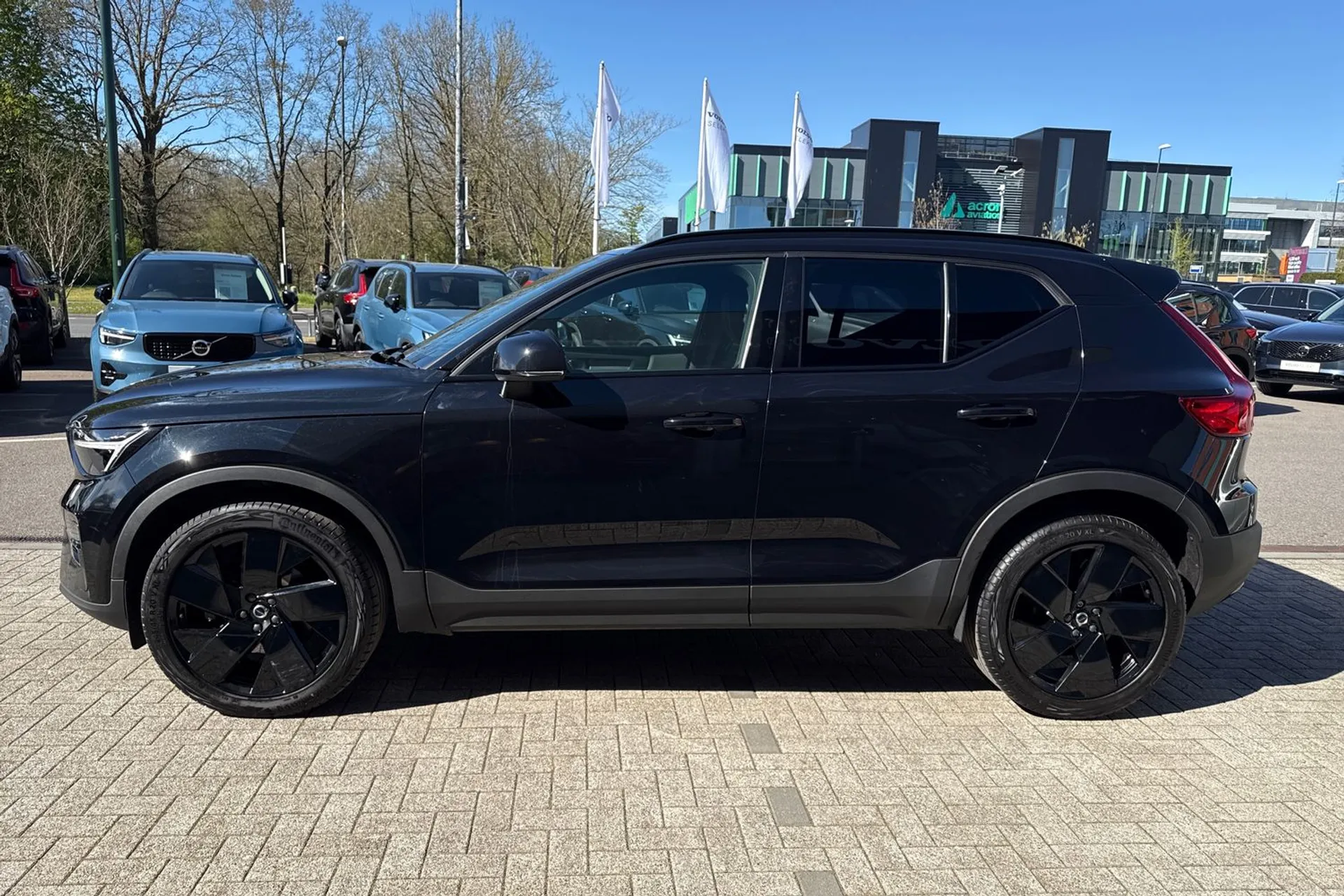 Volvo XC40 thumbnail image number 11
