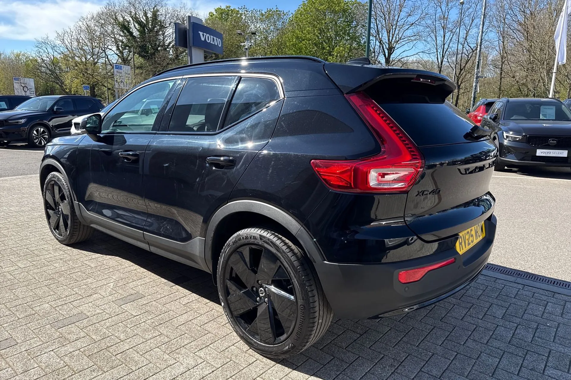 Volvo XC40 thumbnail image number 10