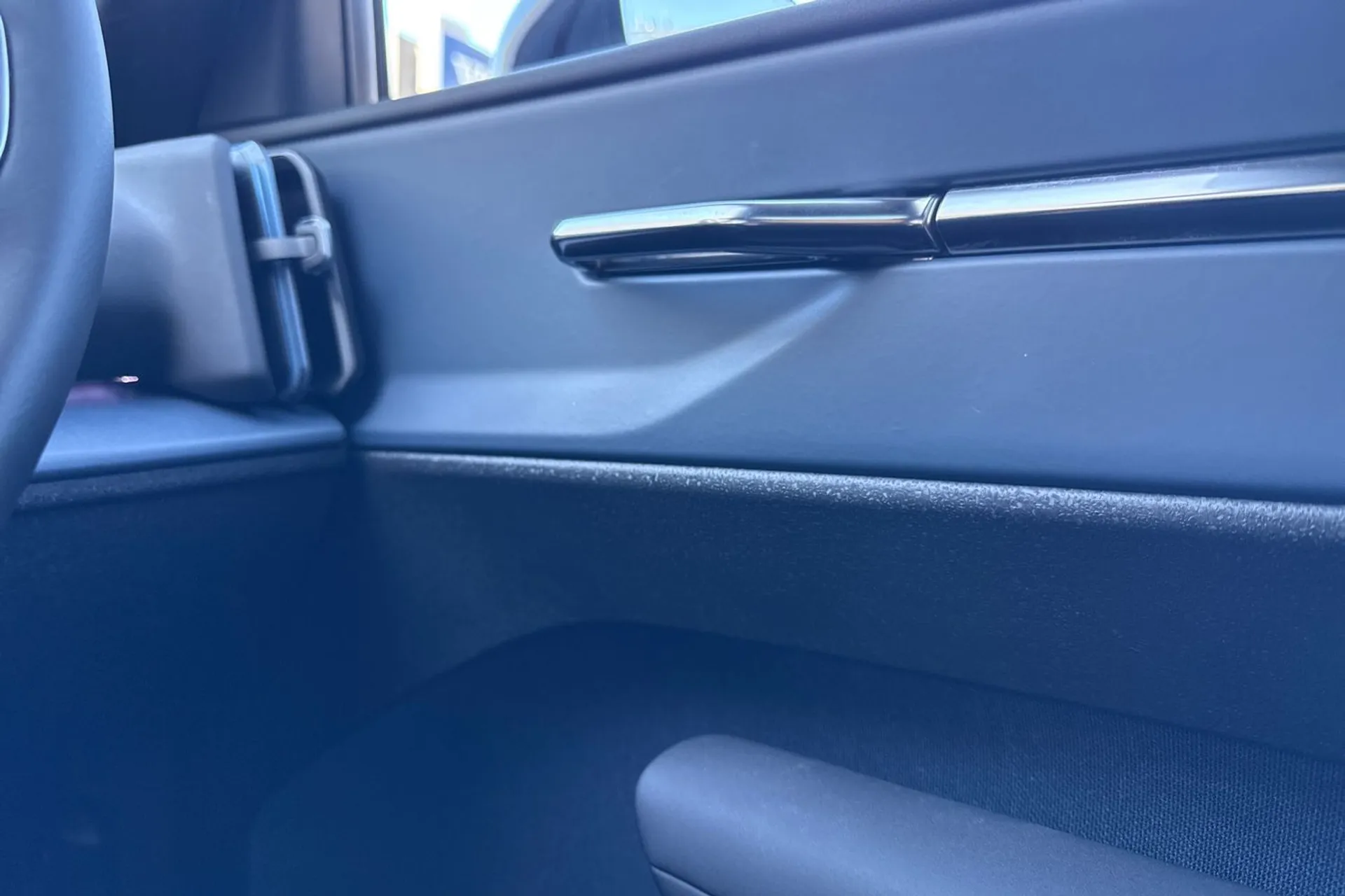 Volvo EX30 thumbnail image number 42