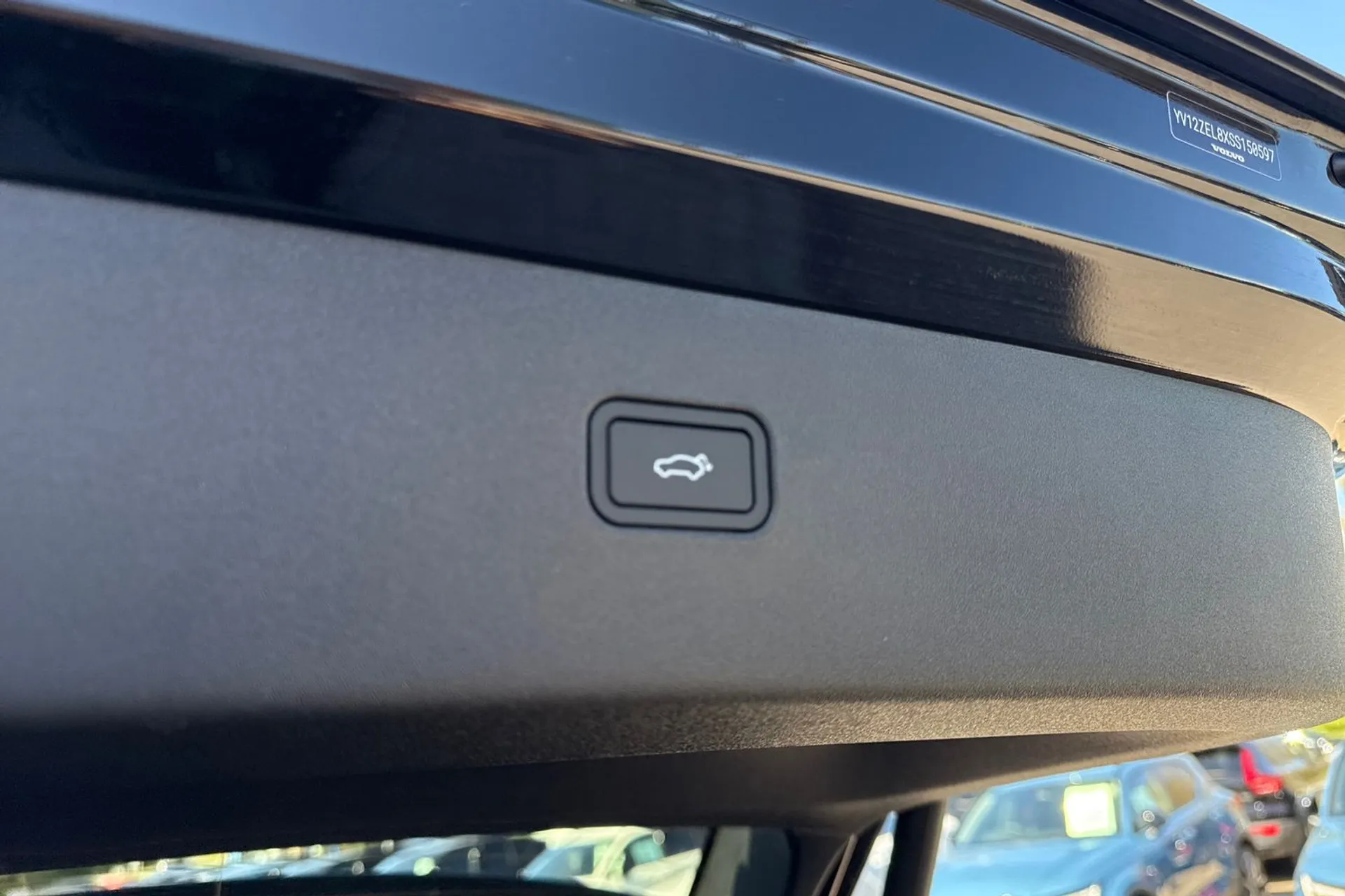 Volvo EX30 thumbnail image number 21