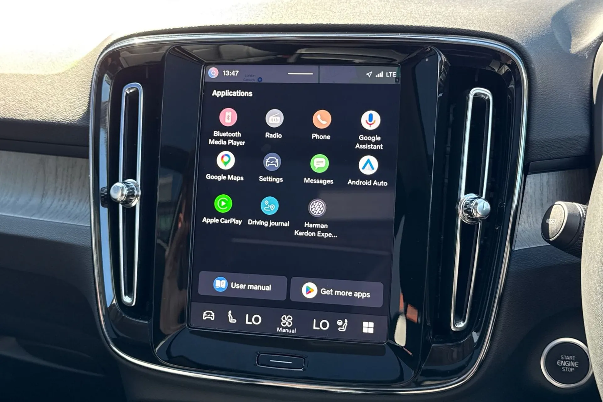 Volvo XC40 thumbnail image number 41