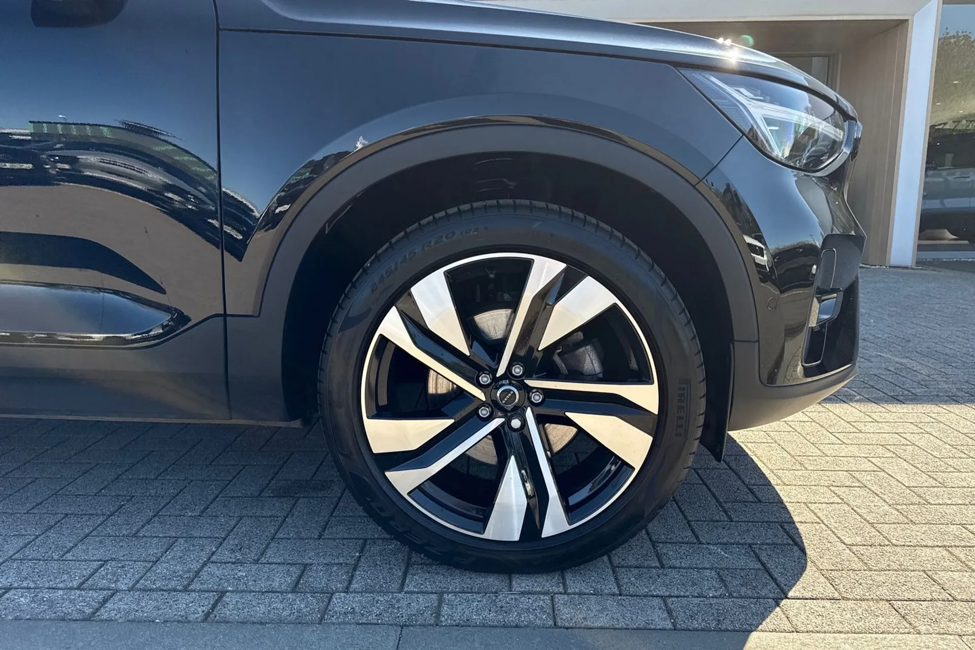 Volvo XC40 thumbnail image number 14