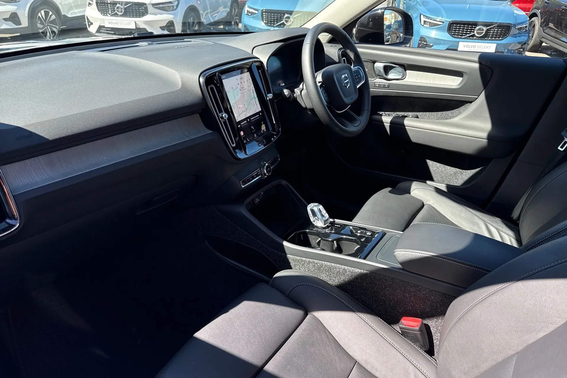 Volvo XC40 thumbnail image number 27