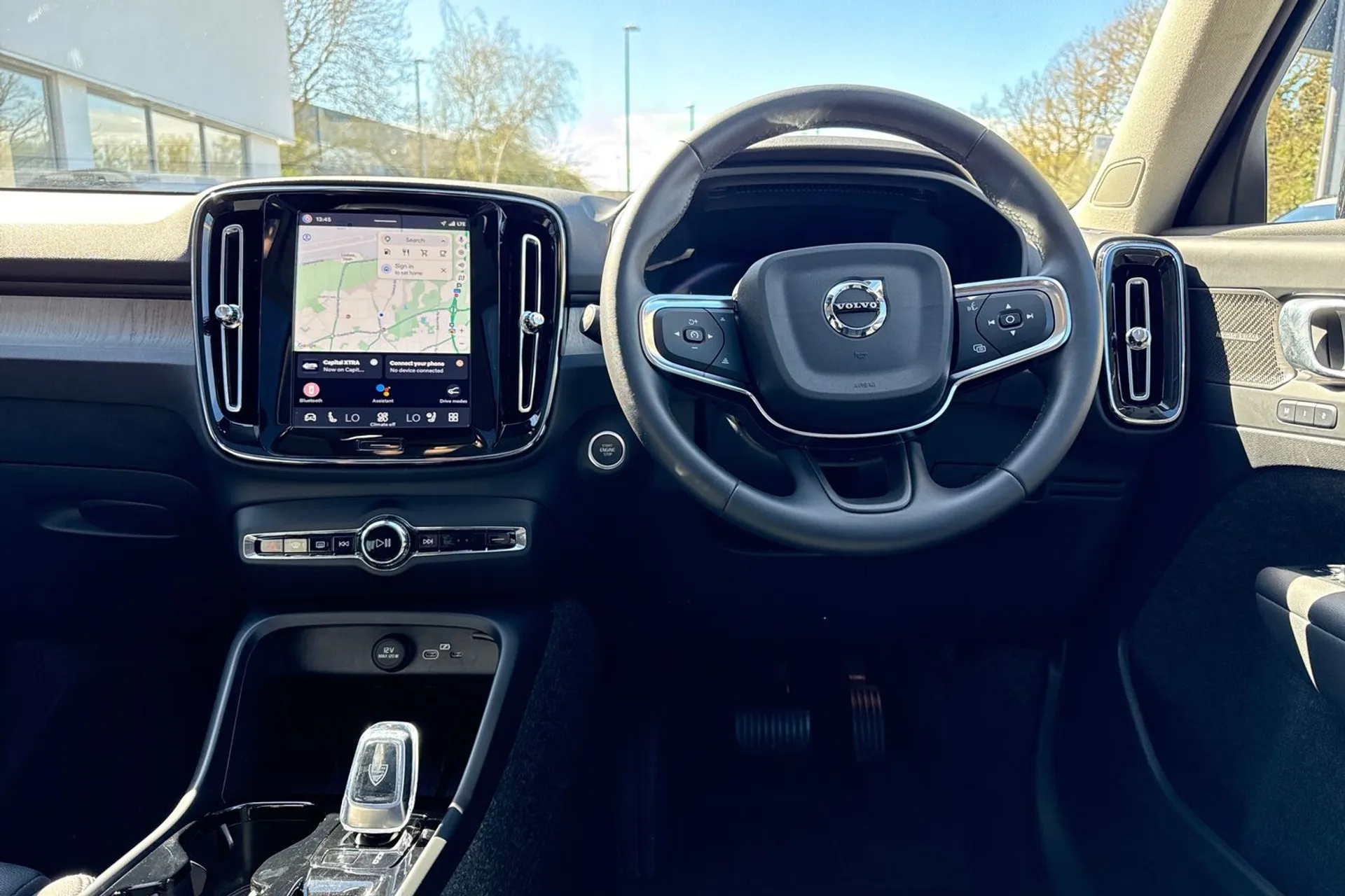 Volvo XC40 thumbnail image number 34