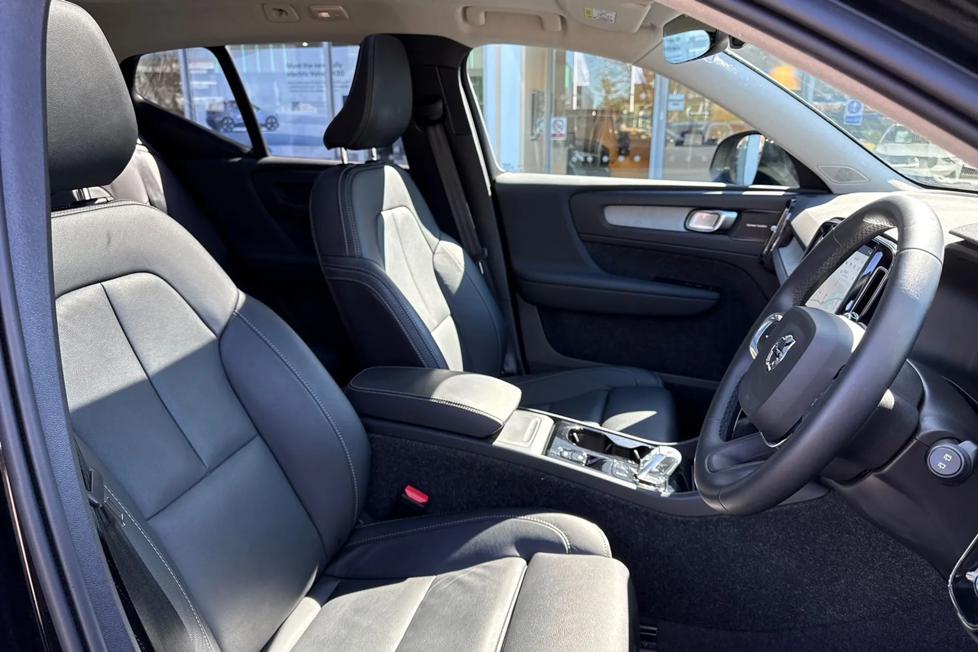 Volvo XC40 thumbnail image number 26